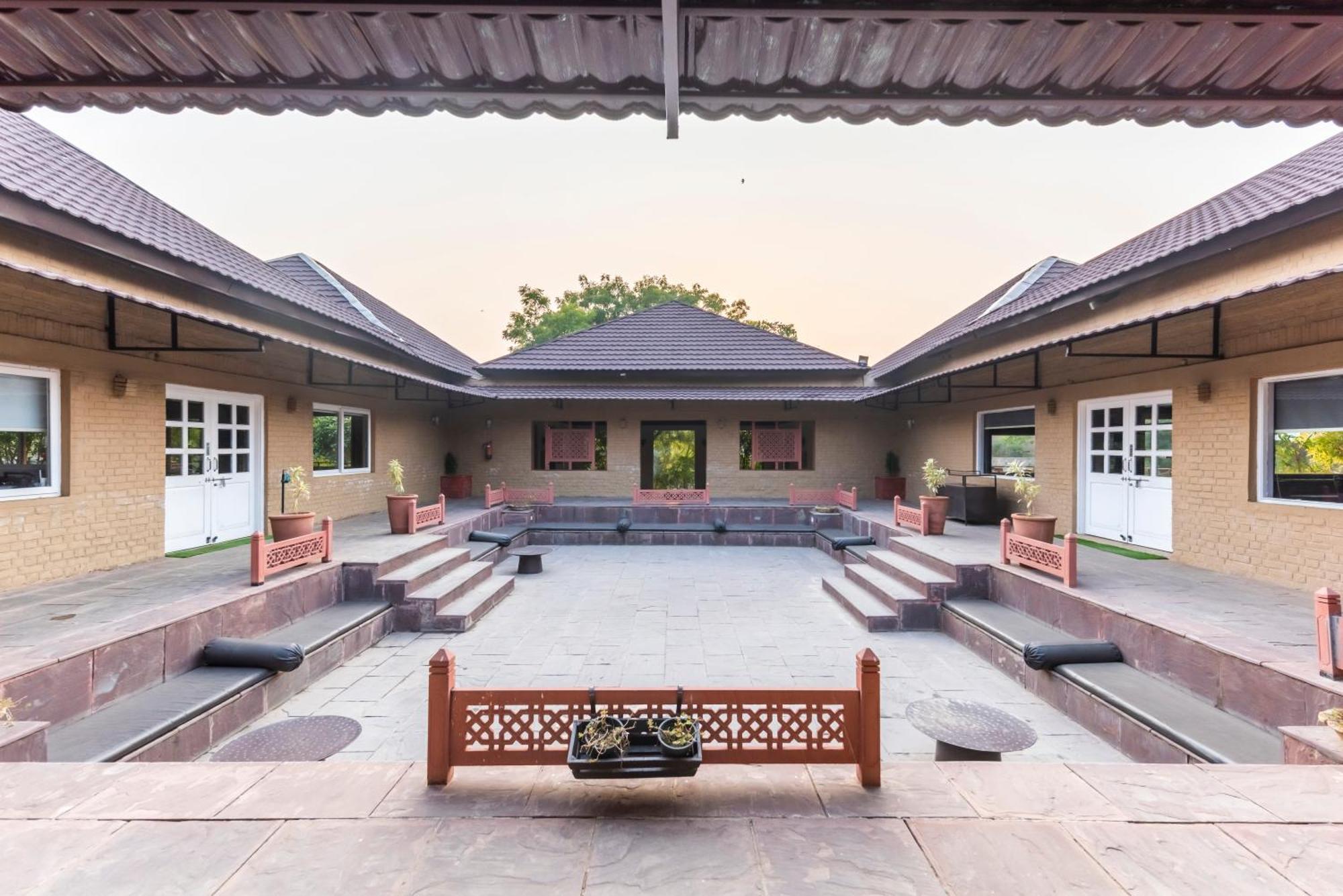 Vanaashrya Resort And Spa Sariska Tehla Eksteriør billede