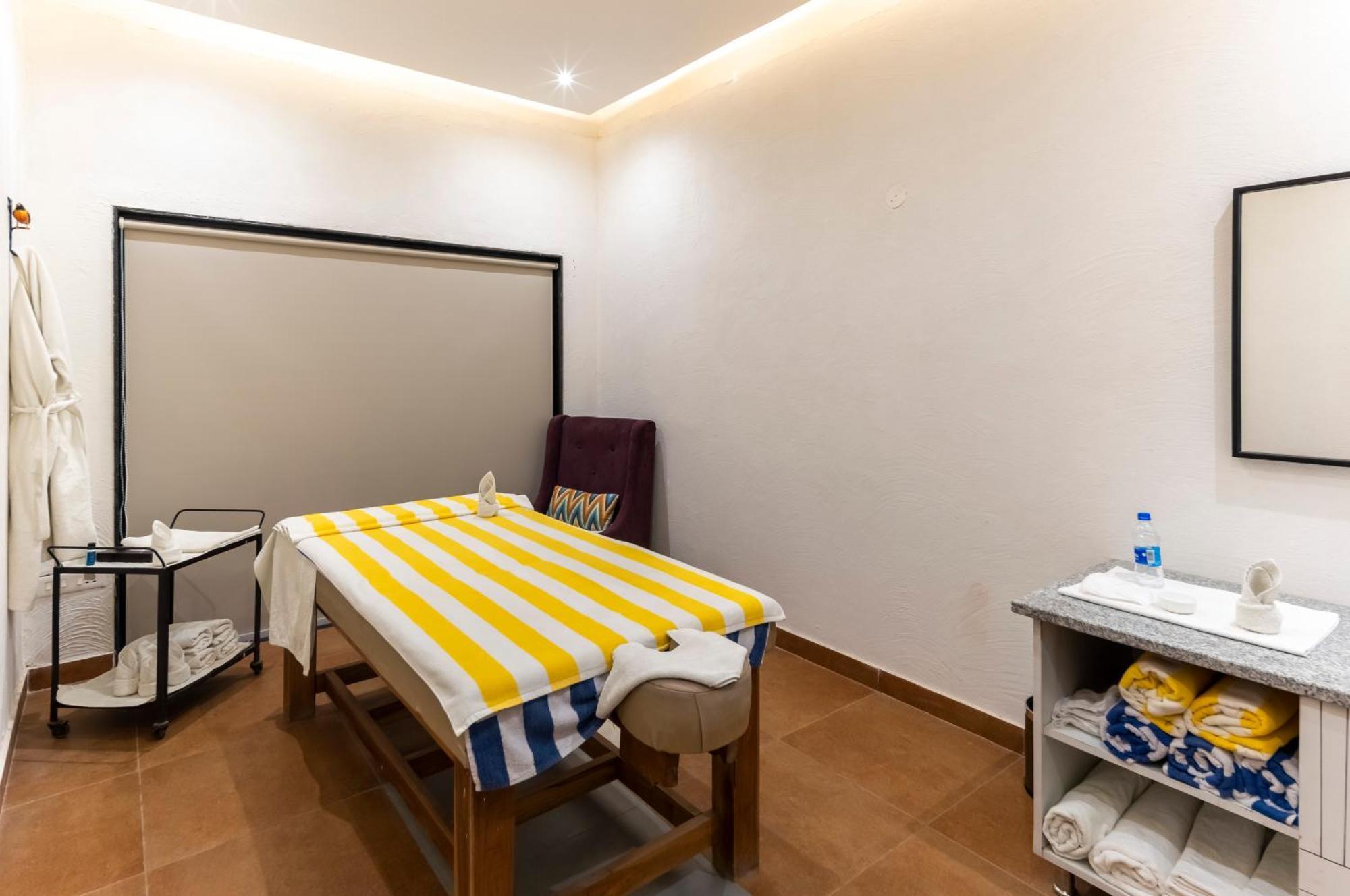 Vanaashrya Resort And Spa Sariska Tehla Eksteriør billede